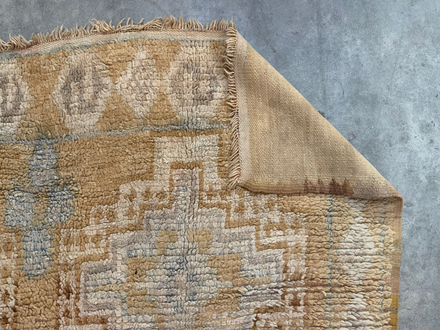 Authentic Vintage Moroccan Rug MNRG4017505 - 4’9” x 10’4”