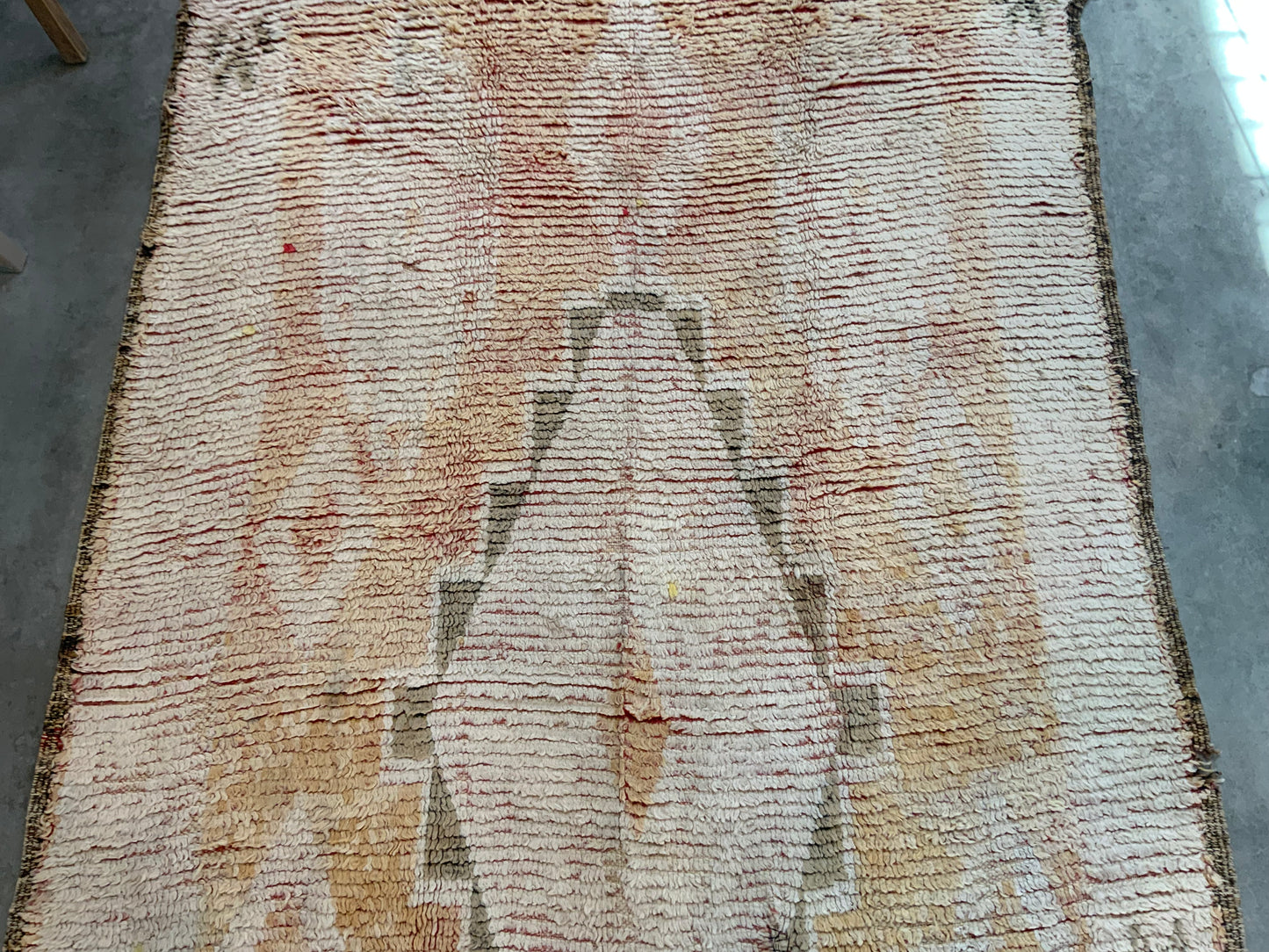 Authentic Vintage Moroccan Rug MNRG4015505 - 5’4” x 10’8”