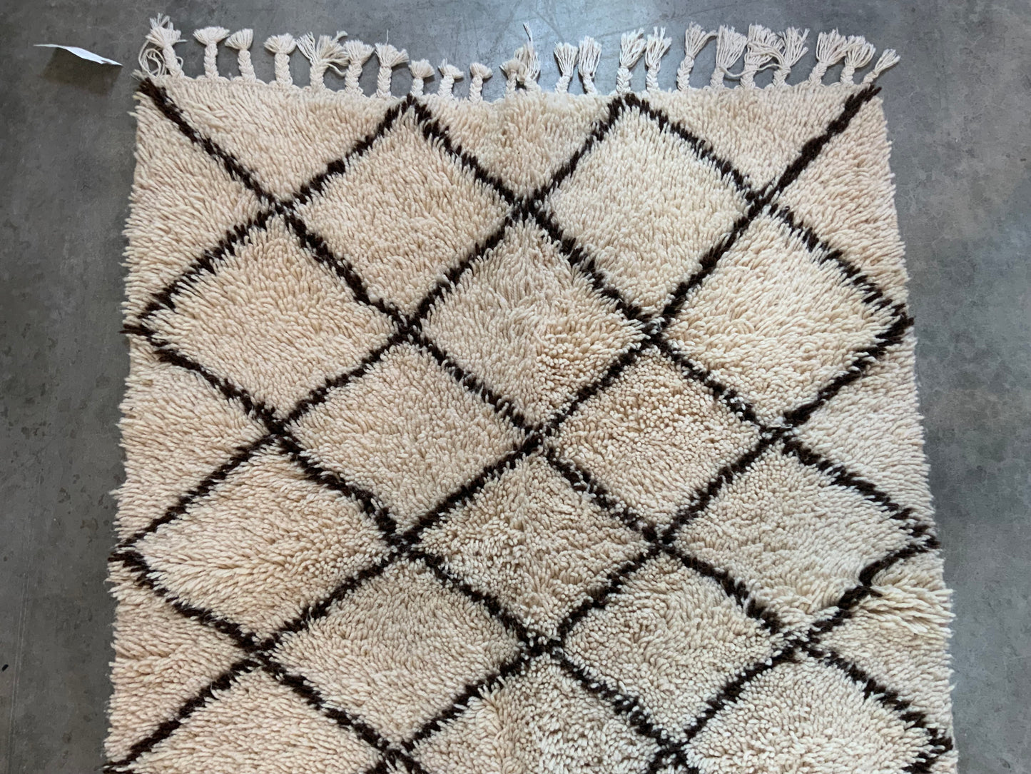 Authentic Vintage Moroccan Rug MNRG27423200 - 4’ x 5’