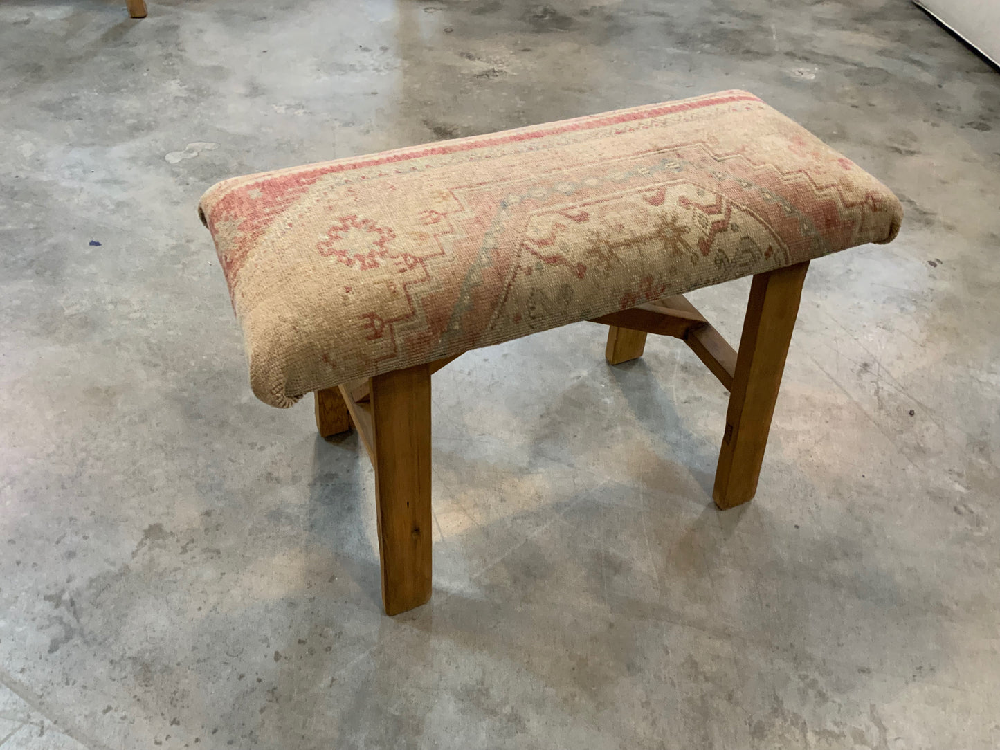 Med - Vintage Rug Upholstered Wood Bench