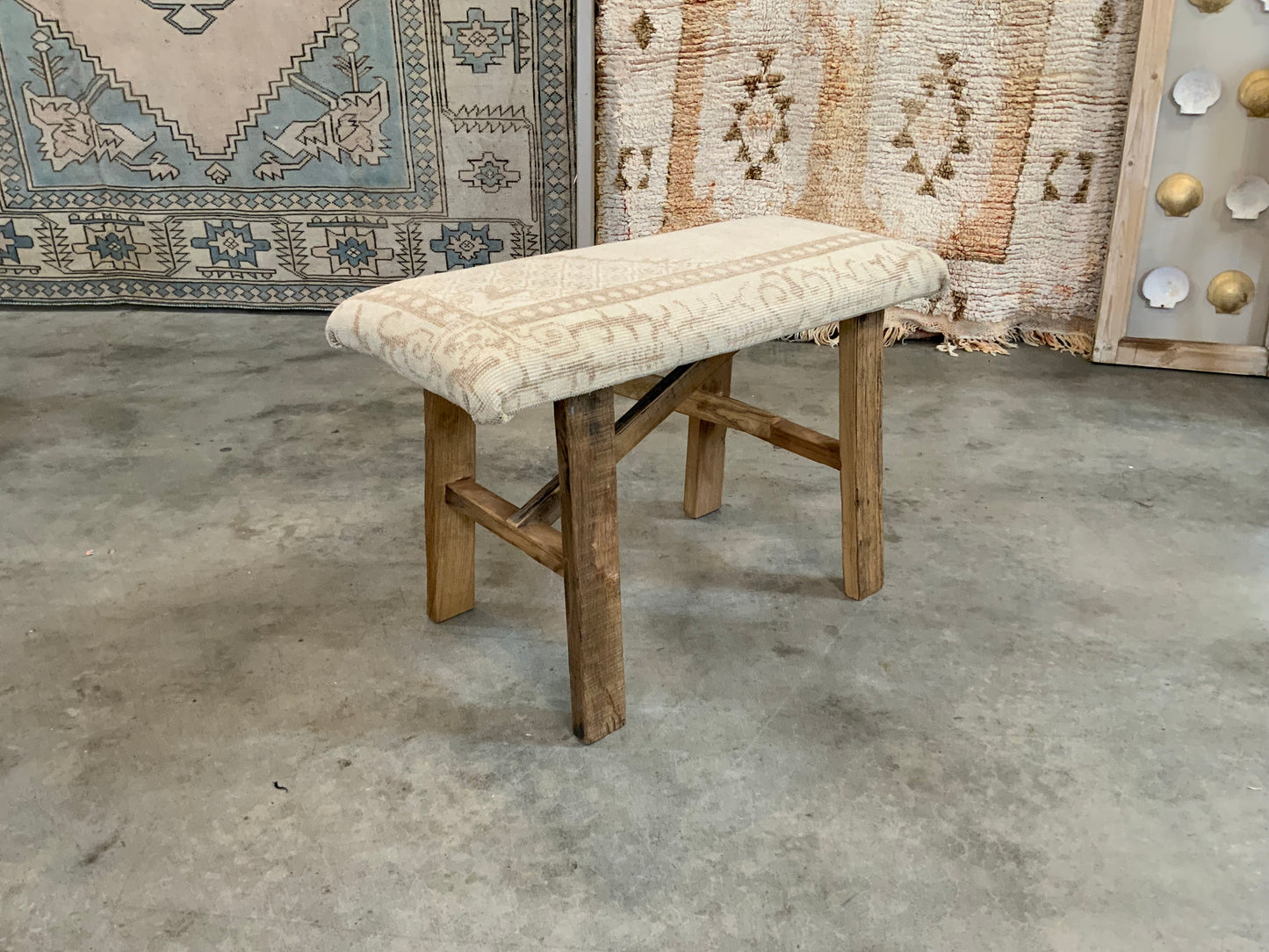 Med - Vintage Rug Upholstered Wood Bench