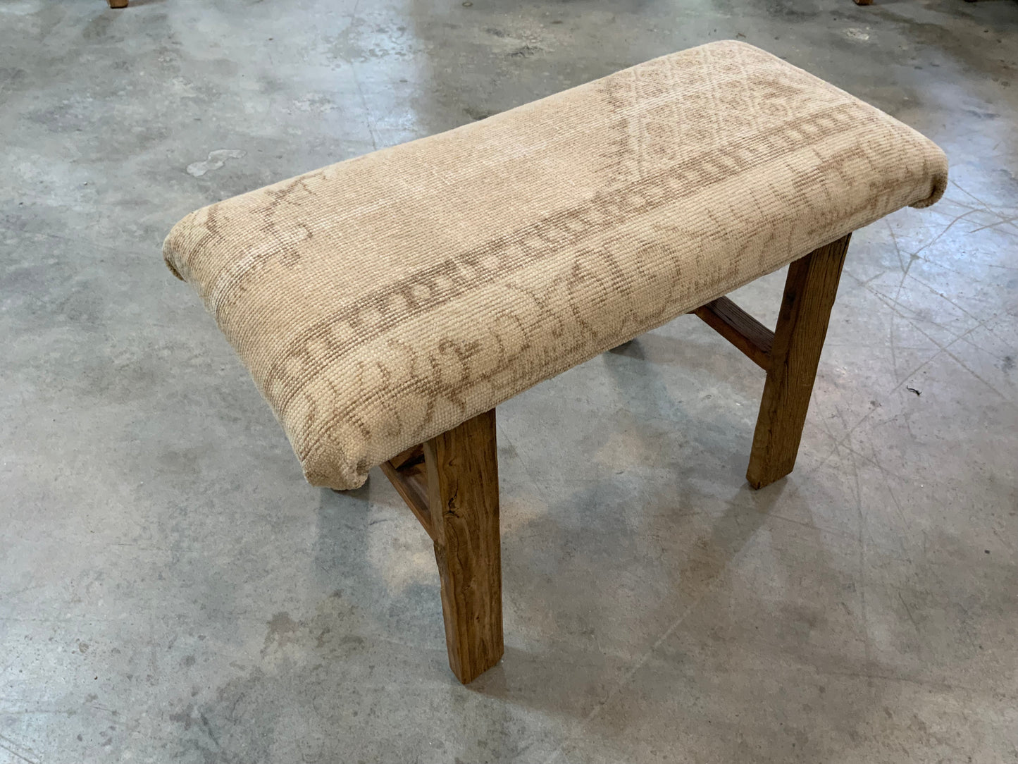 Med - Vintage Rug Upholstered Wood Bench