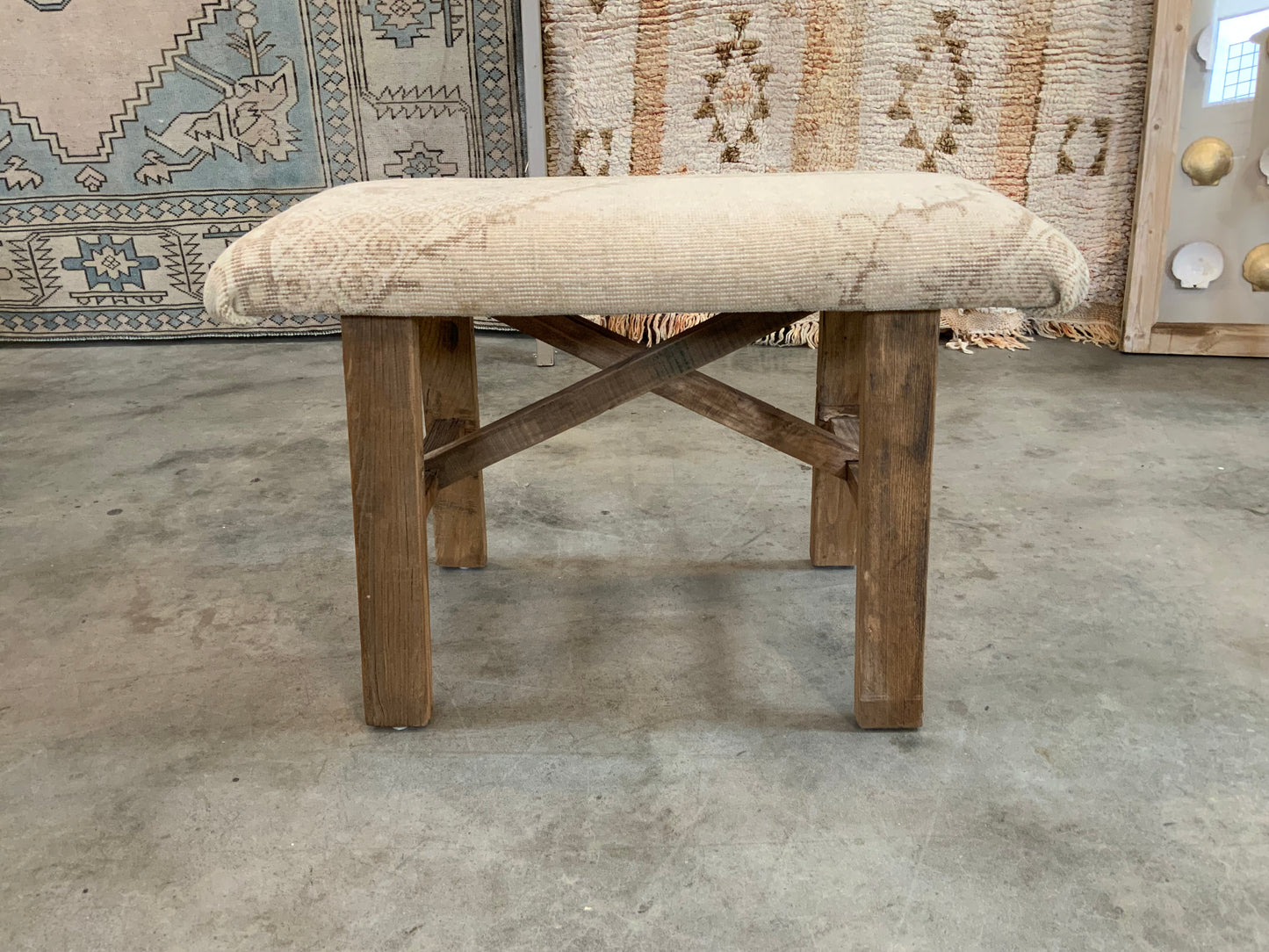 Med - Vintage Rug Upholstered Wood Bench