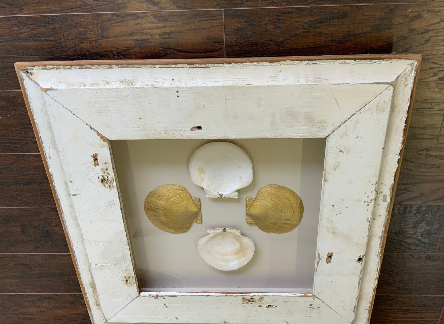 LG - Square Reclaimed Wood Shadow Box - 26" - 4 Scallops