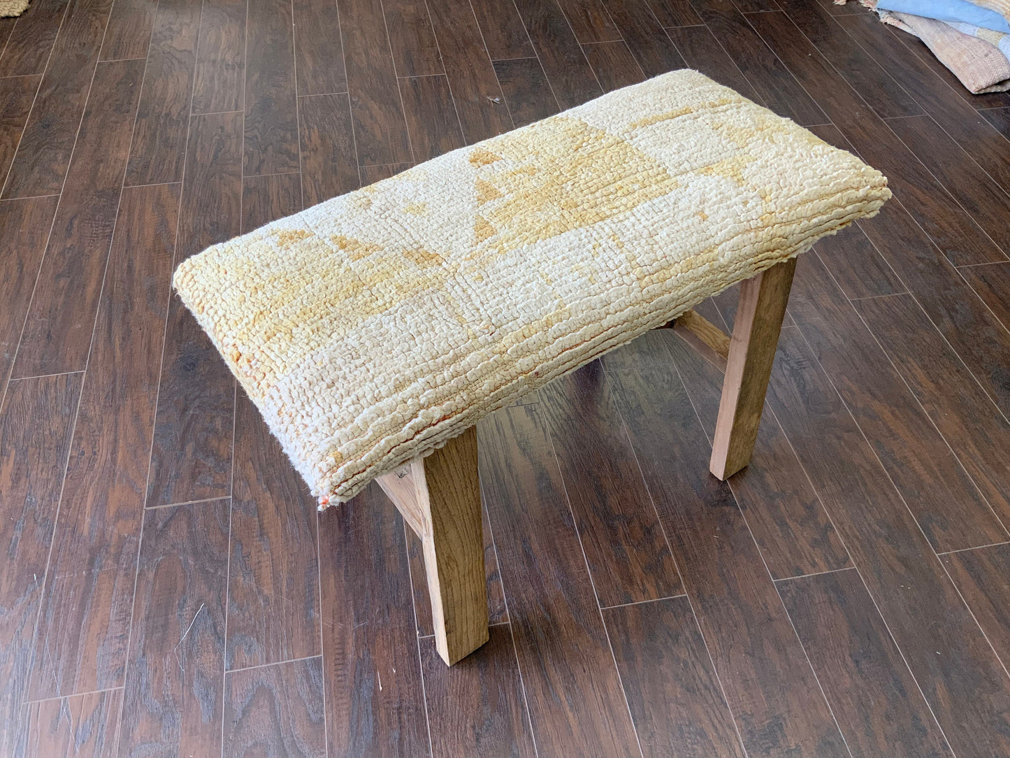 Med - Vintage Rug Upholstered Wood Bench
