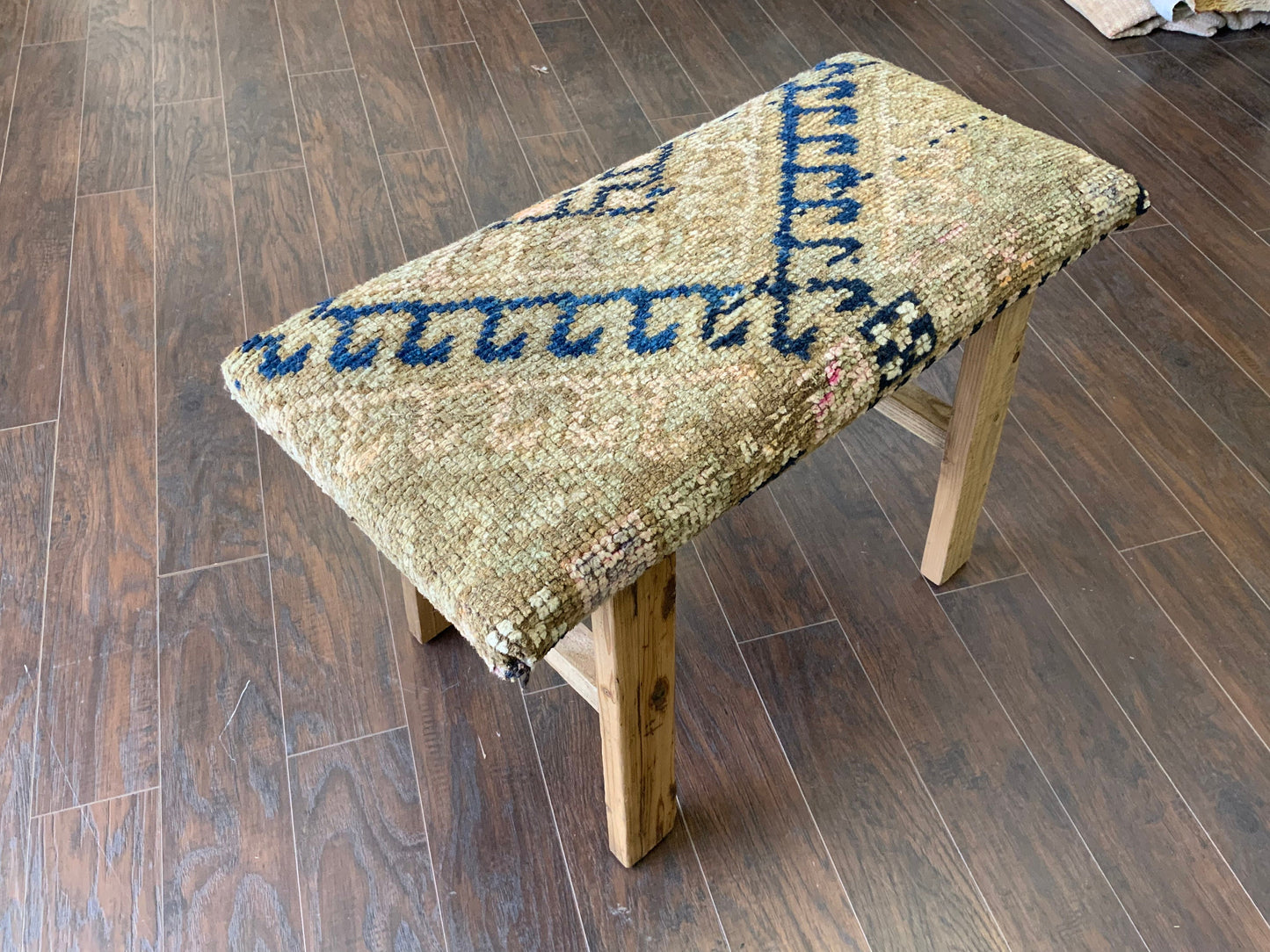 Med - Vintage Rug Upholstered Wood Bench