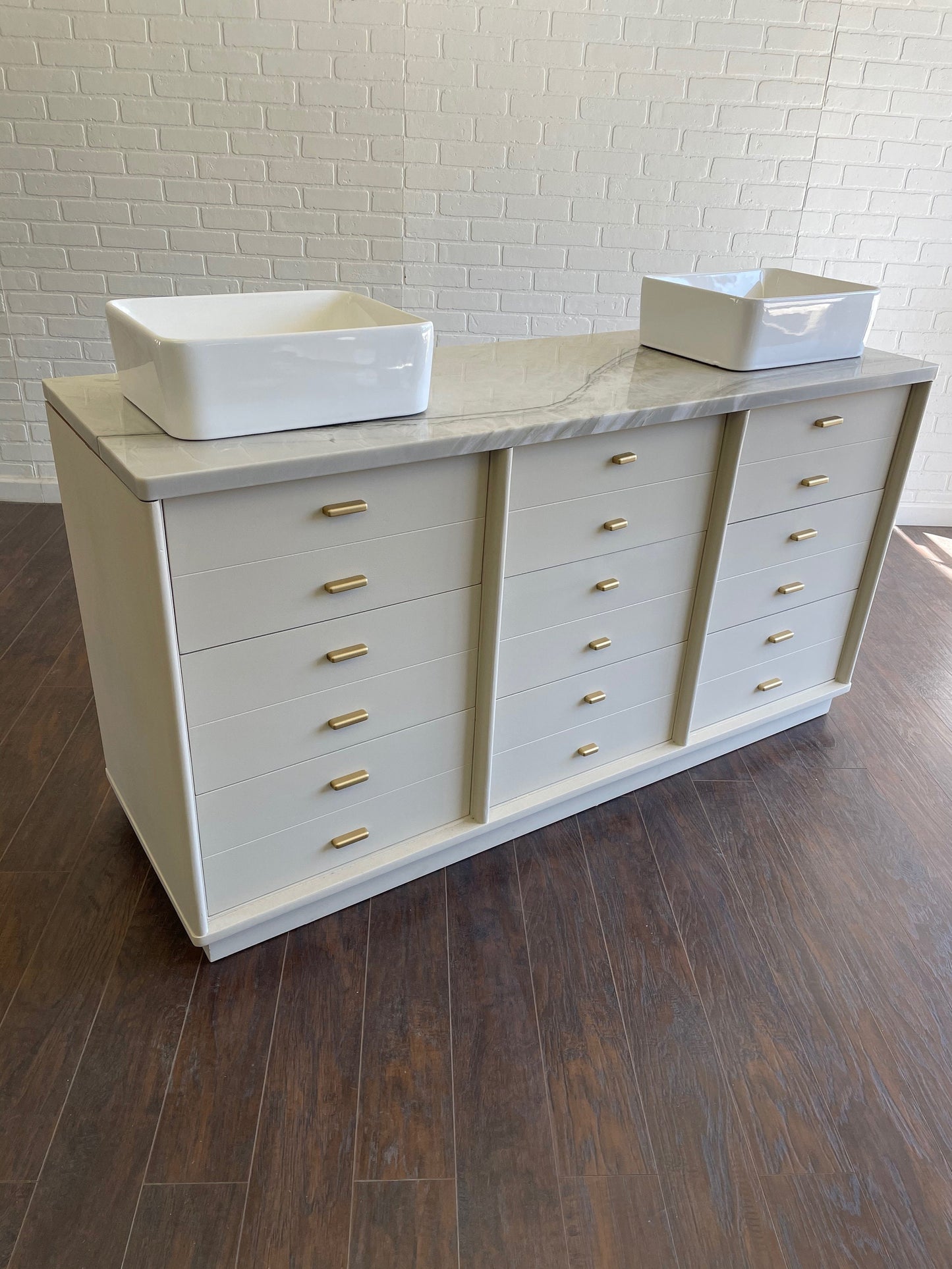 Vintage 9 Drawer MCM Design Bathroom Vanity - Oatmeal