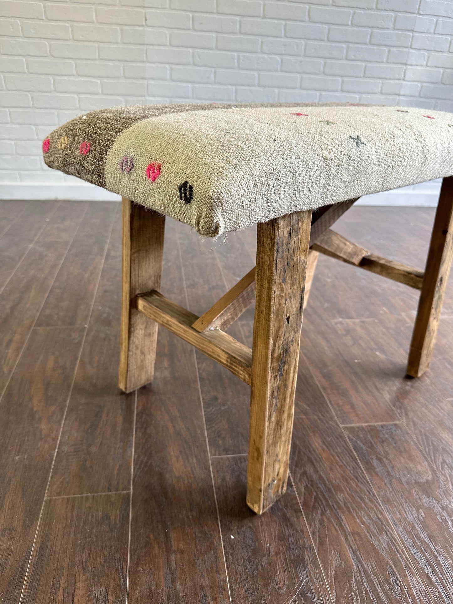 Med - Vintage Rug Upholstered Wood Bench