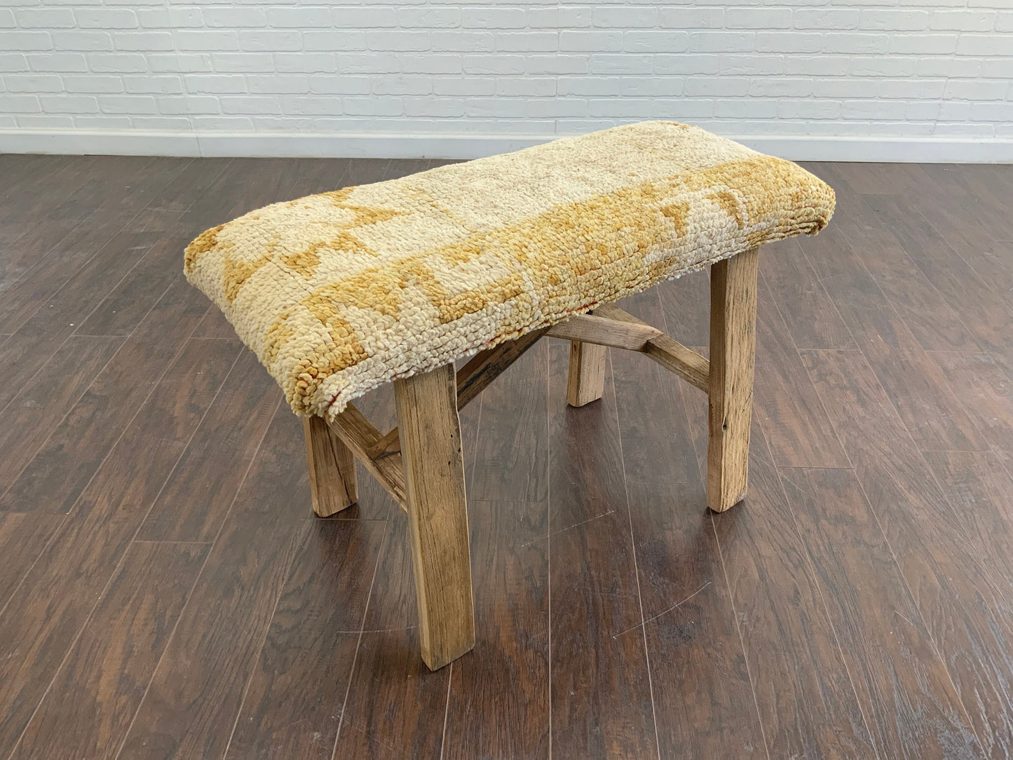 Med - Vintage Rug Upholstered Wood Bench