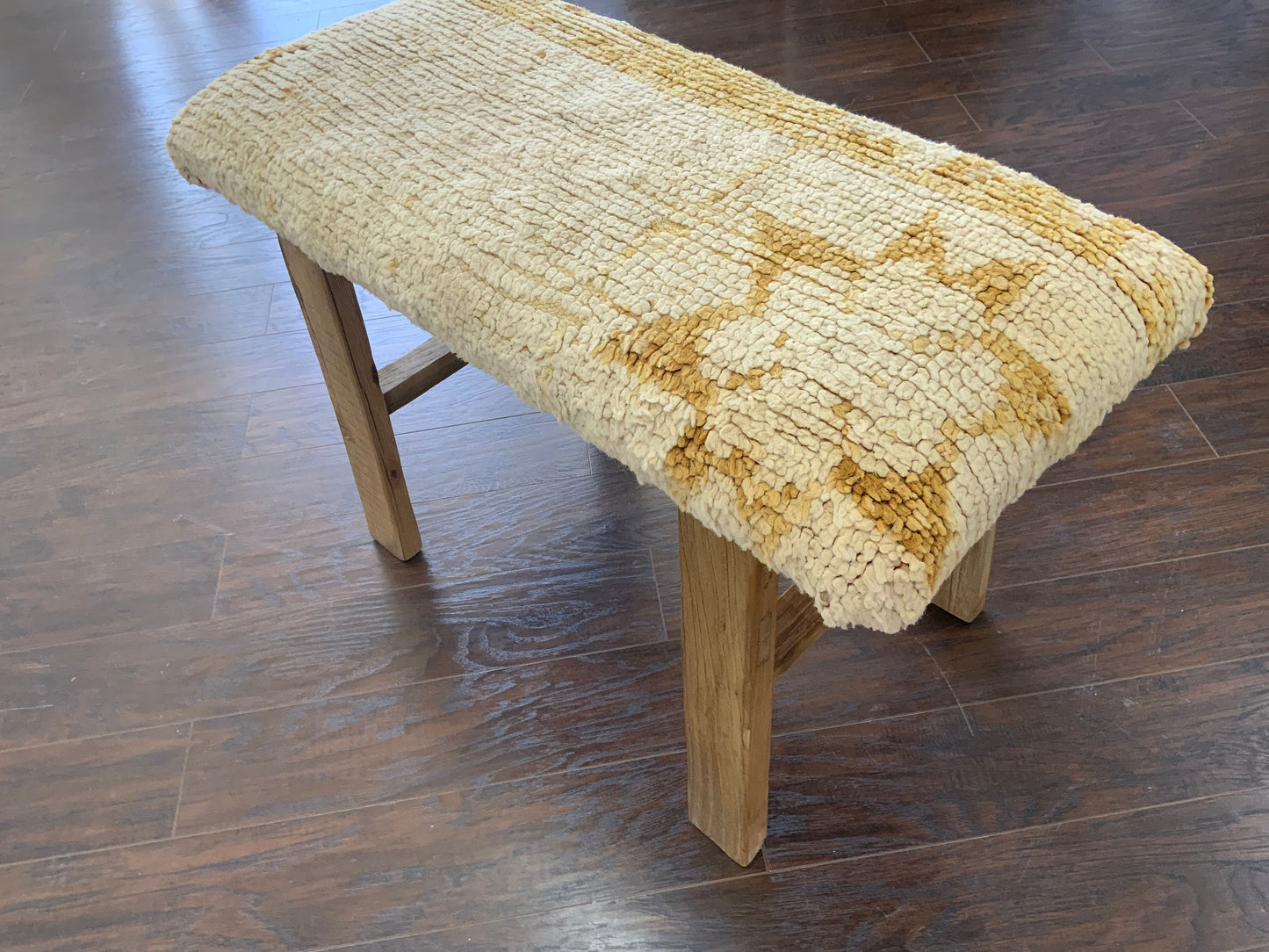 Med - Vintage Rug Upholstered Wood Bench