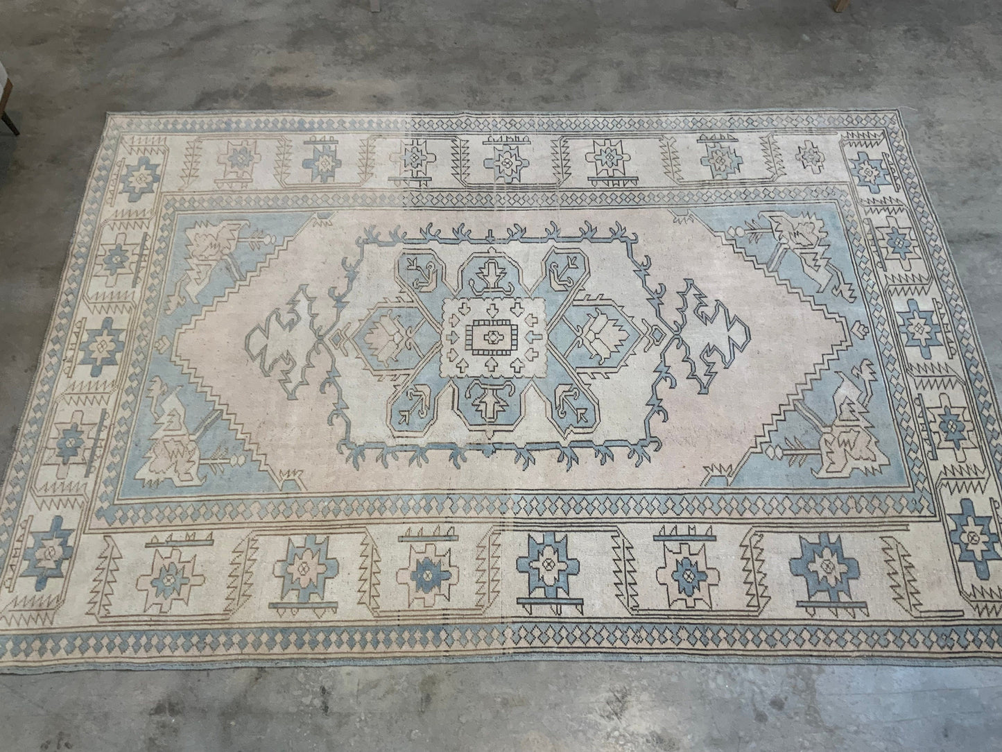 Authentic Vintage Turkish Rug TKRG994320650 - 6'8" x 10'