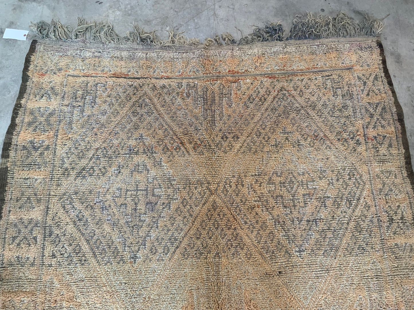 Authentic Vintage Moroccan Rug MNRG22133450 - 6'4" x 7'10"