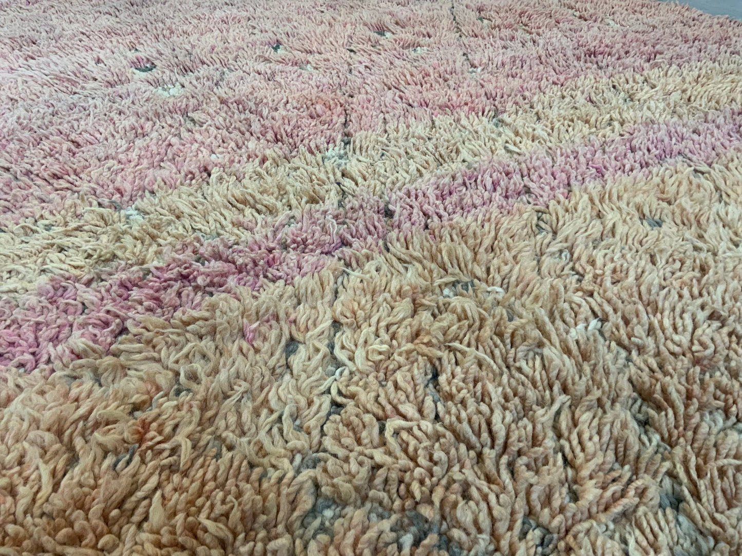 Authentic Vintage Moroccan Rug MNRG443461600 - 6'6" x 9'6"