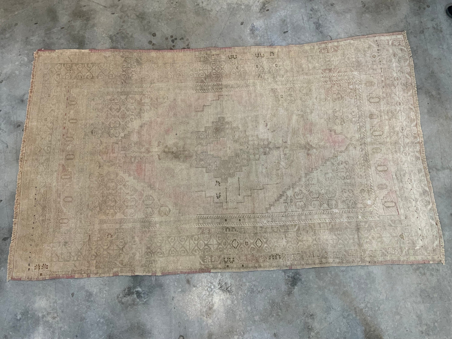 Authentic Vintage Turkish Rug TKRGSA5002 - 4'10" x 8'