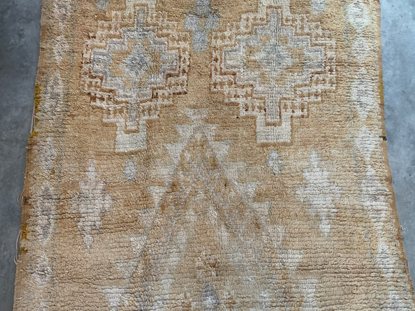 Authentic Vintage Moroccan Rug MNRG4017505 - 4’9” x 10’4”