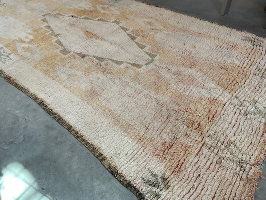 Authentic Vintage Moroccan Rug MNRG4015505 - 5’4” x 10’8”