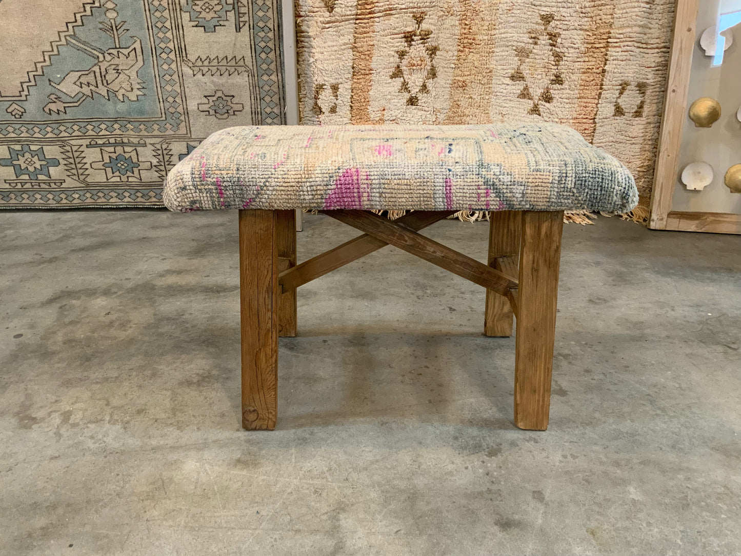 Med - Vintage Rug Upholstered Wood Bench