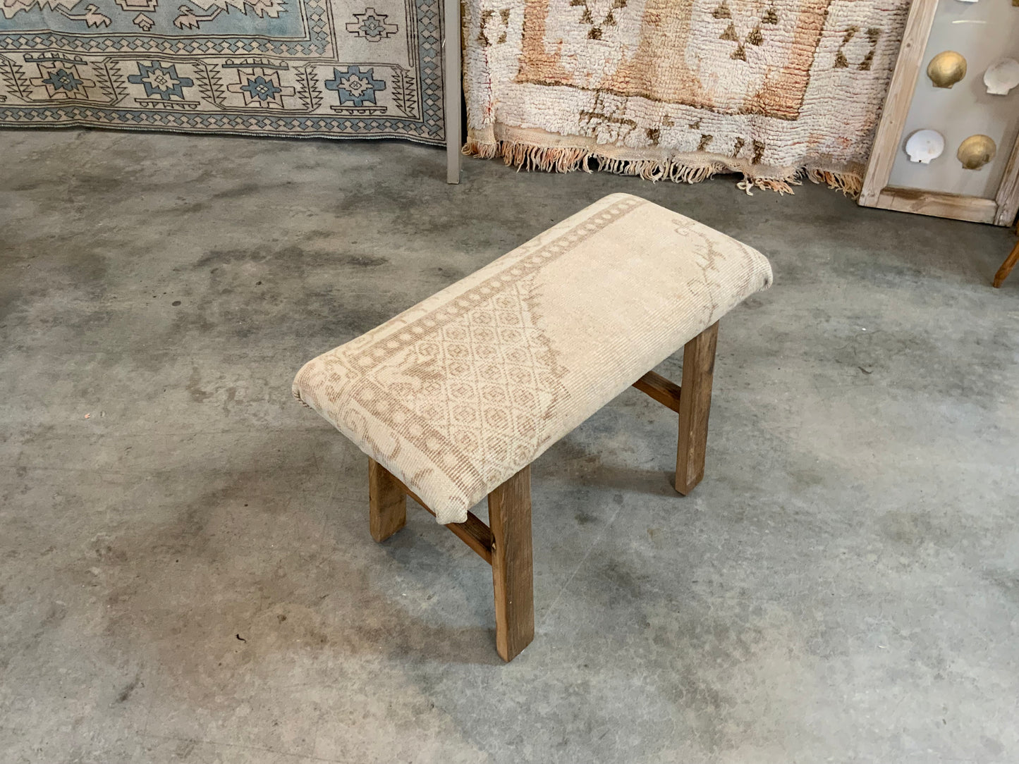 Med - Vintage Rug Upholstered Wood Bench