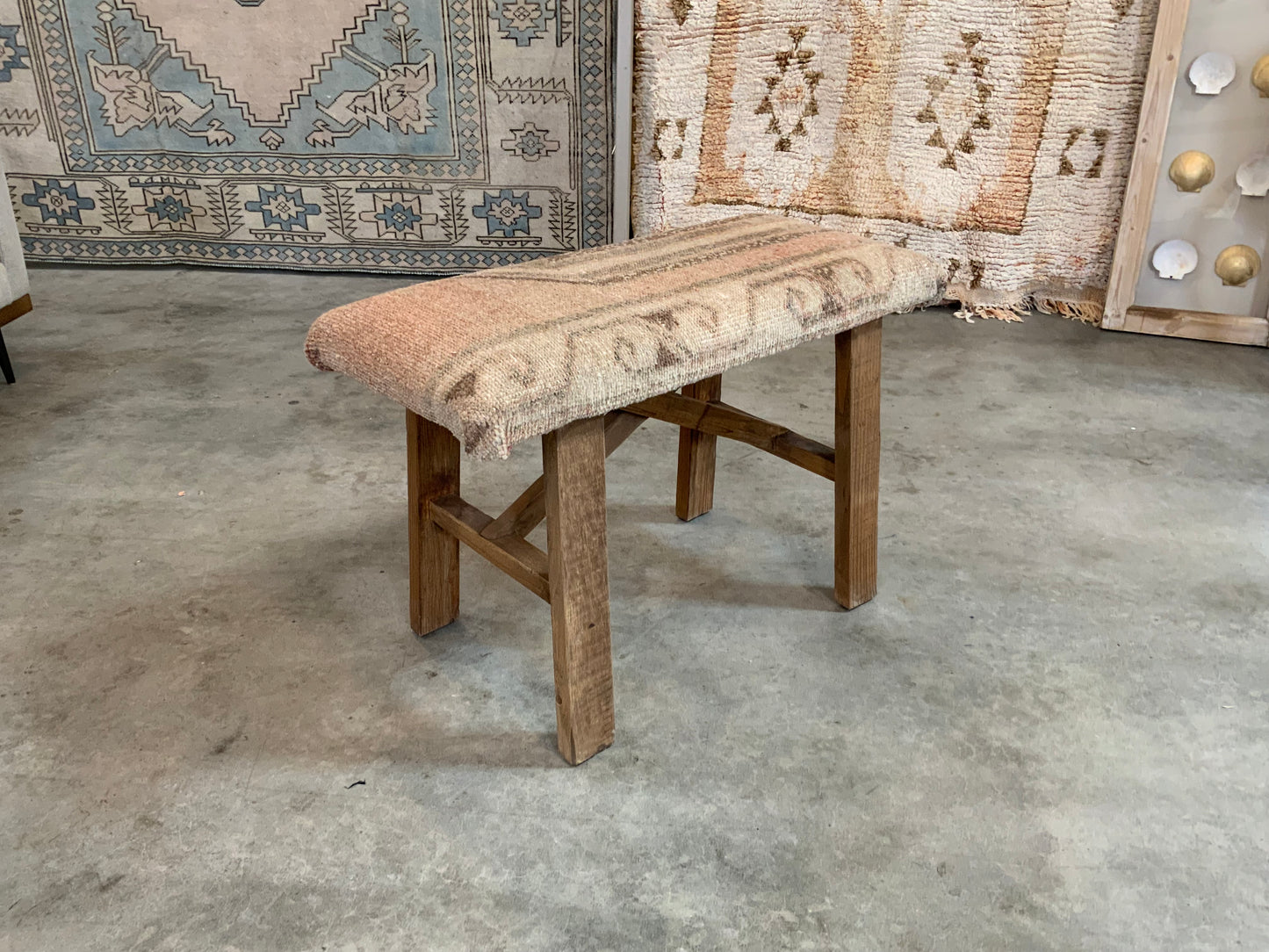 Med - Vintage Rug Upholstered Wood Bench