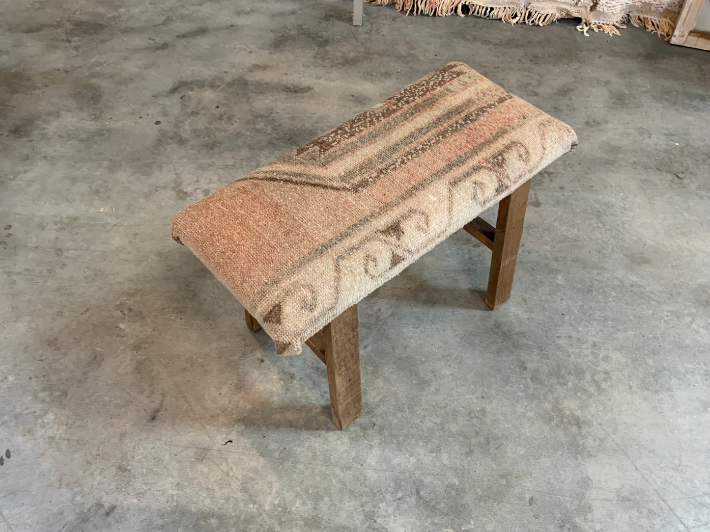 Med - Vintage Rug Upholstered Wood Bench
