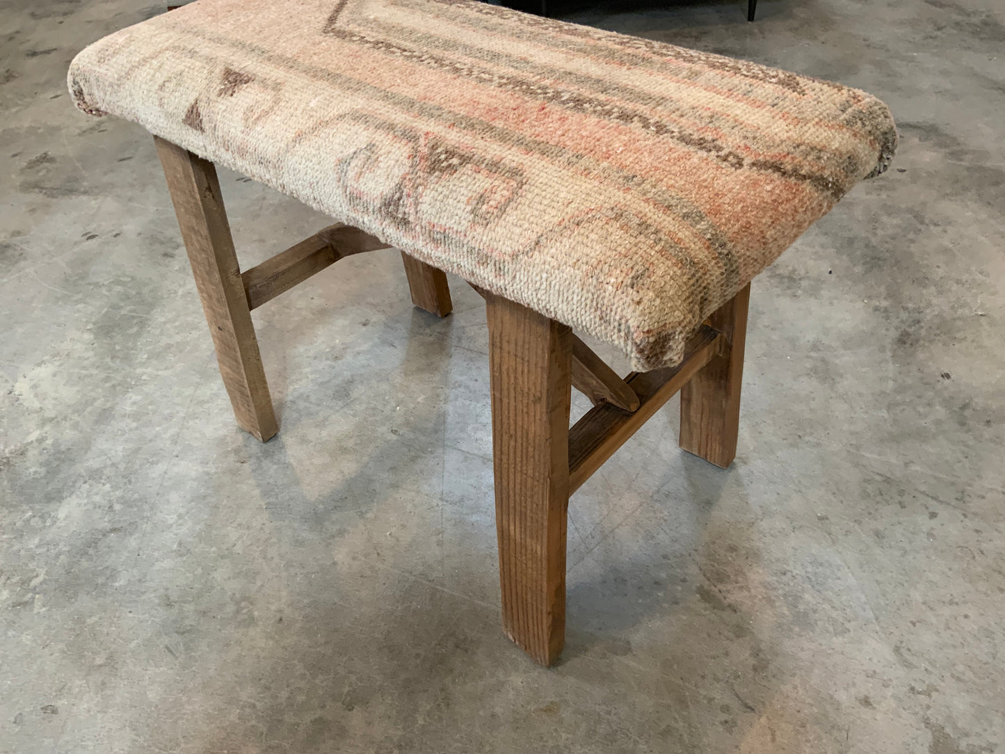 Med - Vintage Rug Upholstered Wood Bench