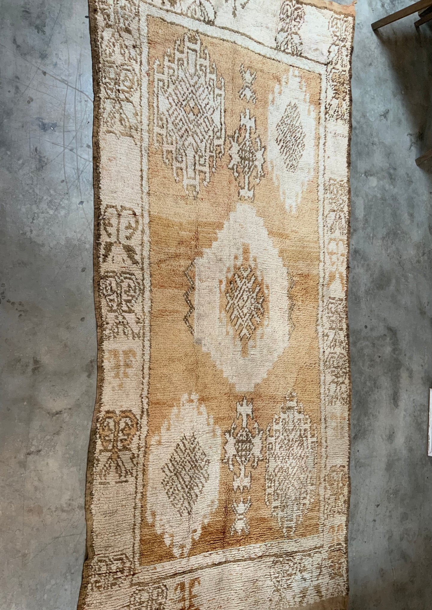 Authentic Vintage Moroccan Rug MNRG11446500 - 12'4" x 5'7"
