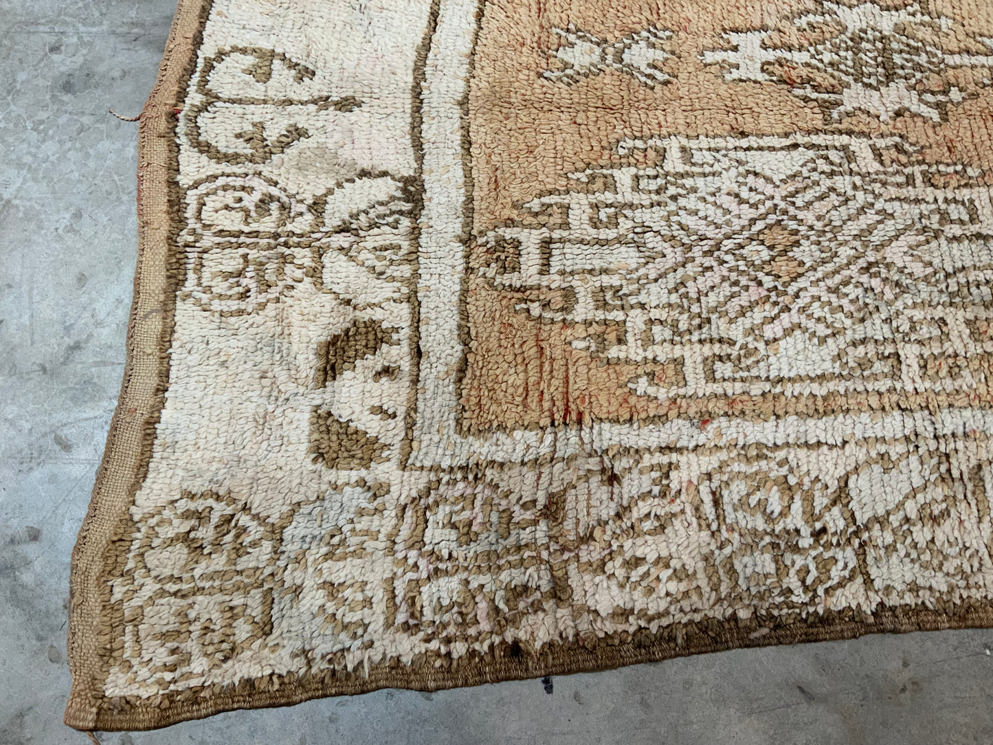 Authentic Vintage Moroccan Rug MNRG11446500 - 12'4" x 5'7"