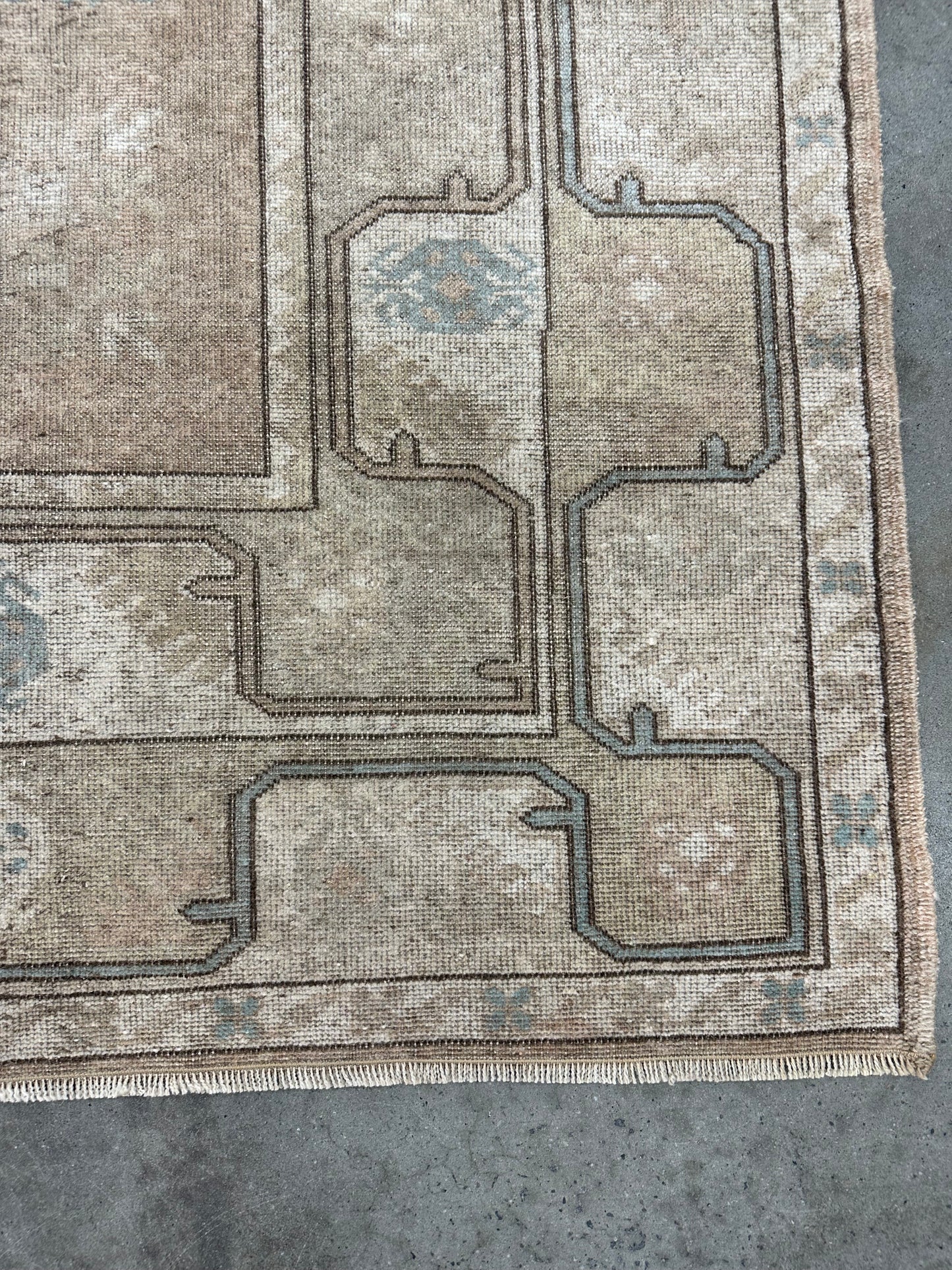 Authentic Vintage Turkish Rug TKRG15034117899 - 4’ x 6’7”