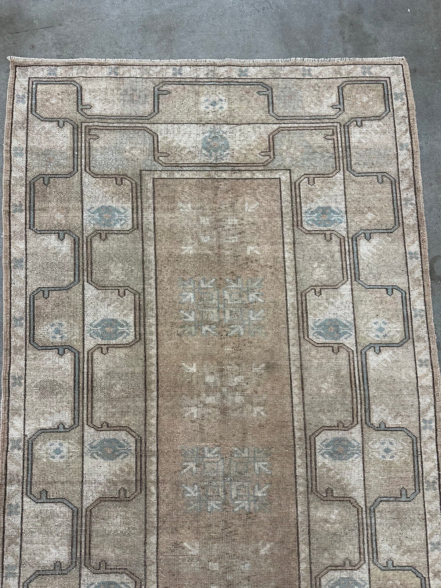 Authentic Vintage Turkish Rug TKRG15034117899 - 4’ x 6’7”