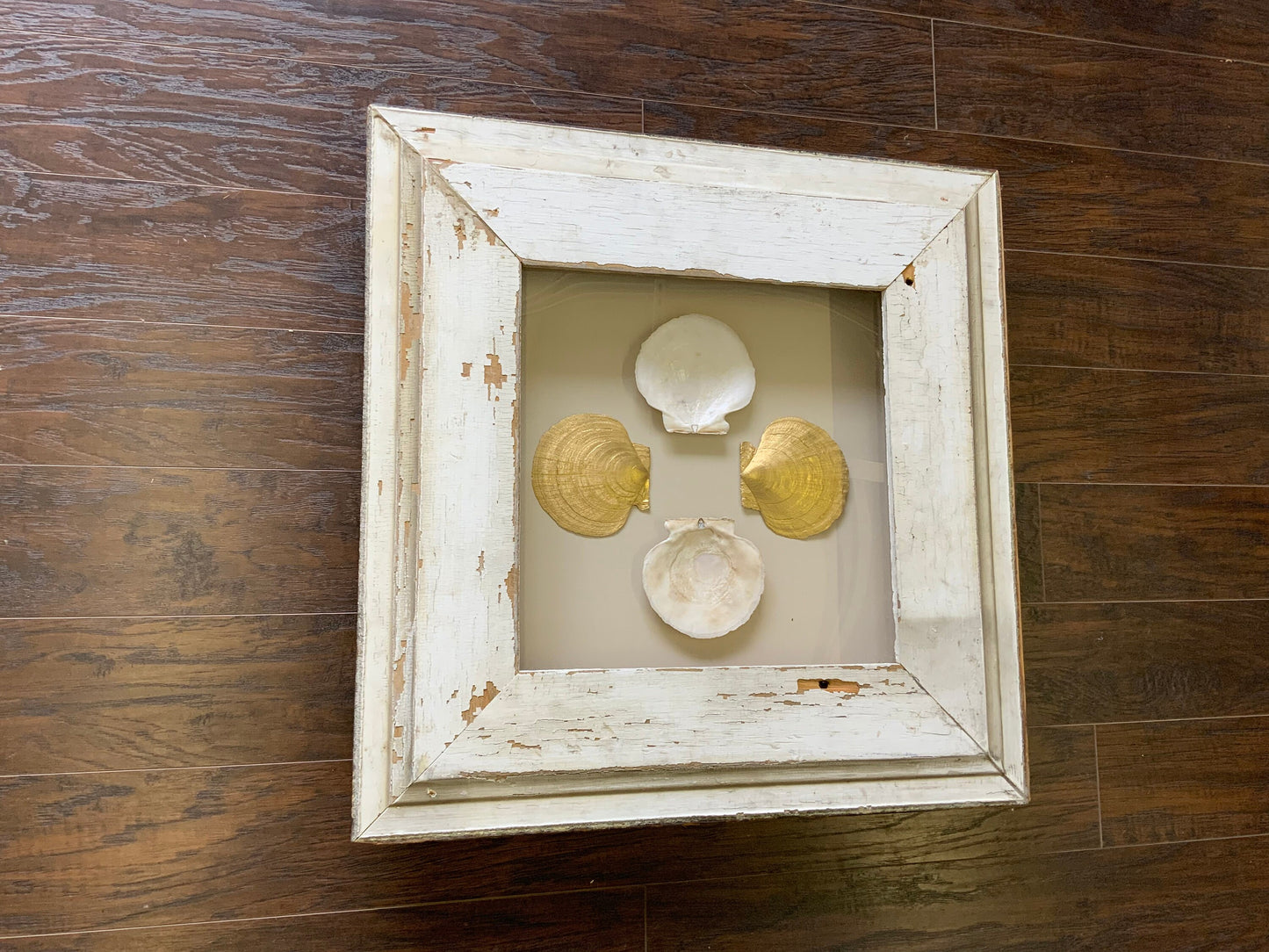 LG - Square Reclaimed Wood Shadow Box - 26" - 4 Scallops