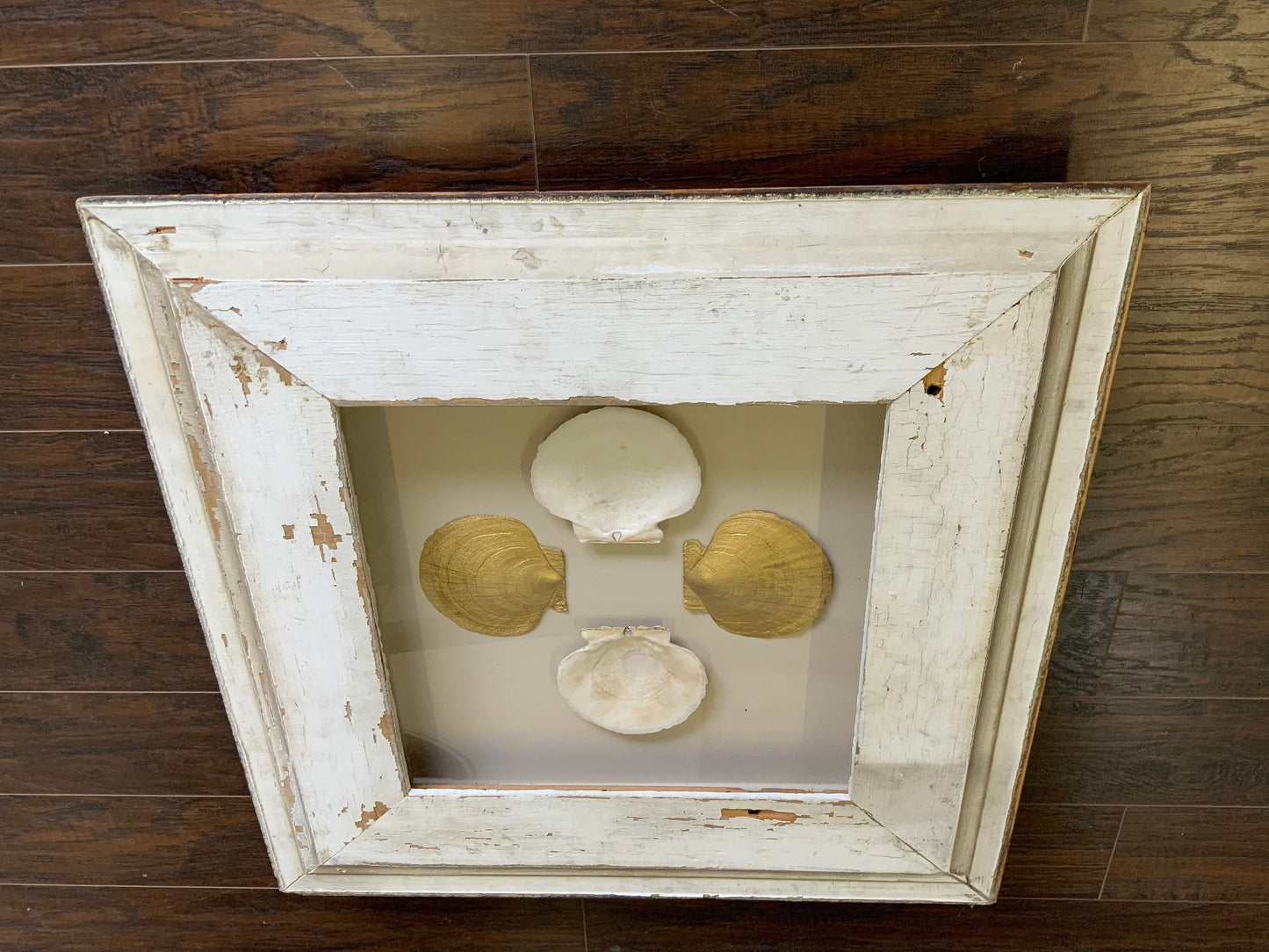 LG - Square Reclaimed Wood Shadow Box - 26" - 4 Scallops