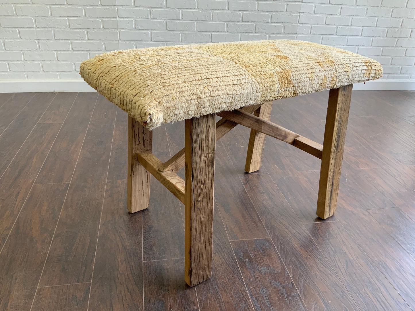 Med - Vintage Rug Upholstered Wood Bench