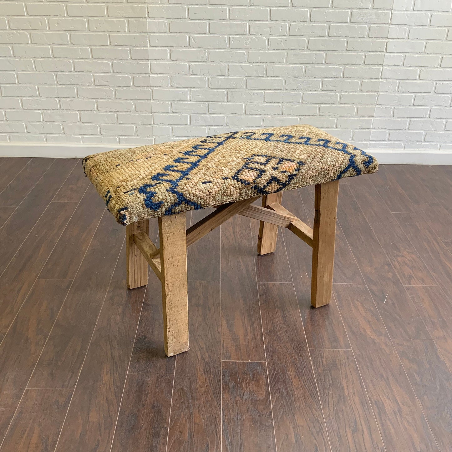 Med - Vintage Rug Upholstered Wood Bench