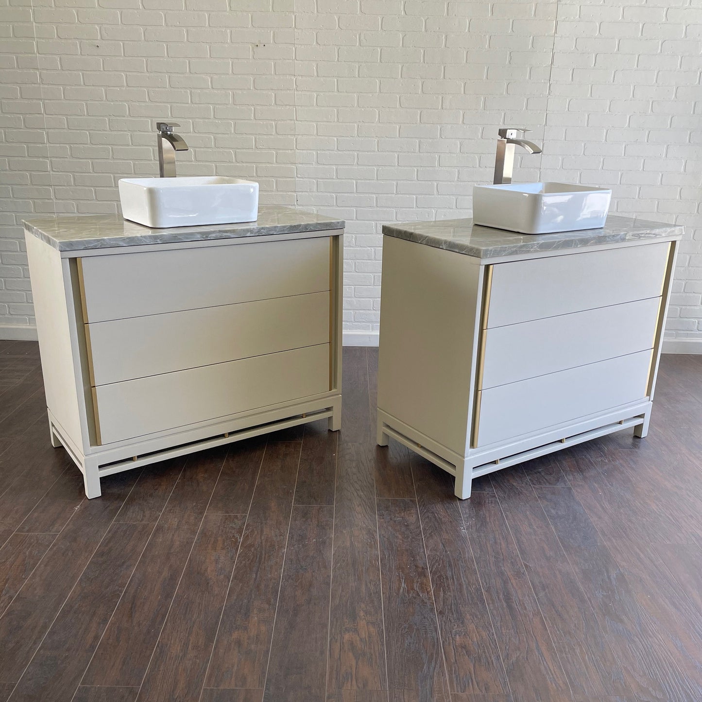 Vintage 3 Drawer MCM Design Bathroom Vanity - Oatmeal