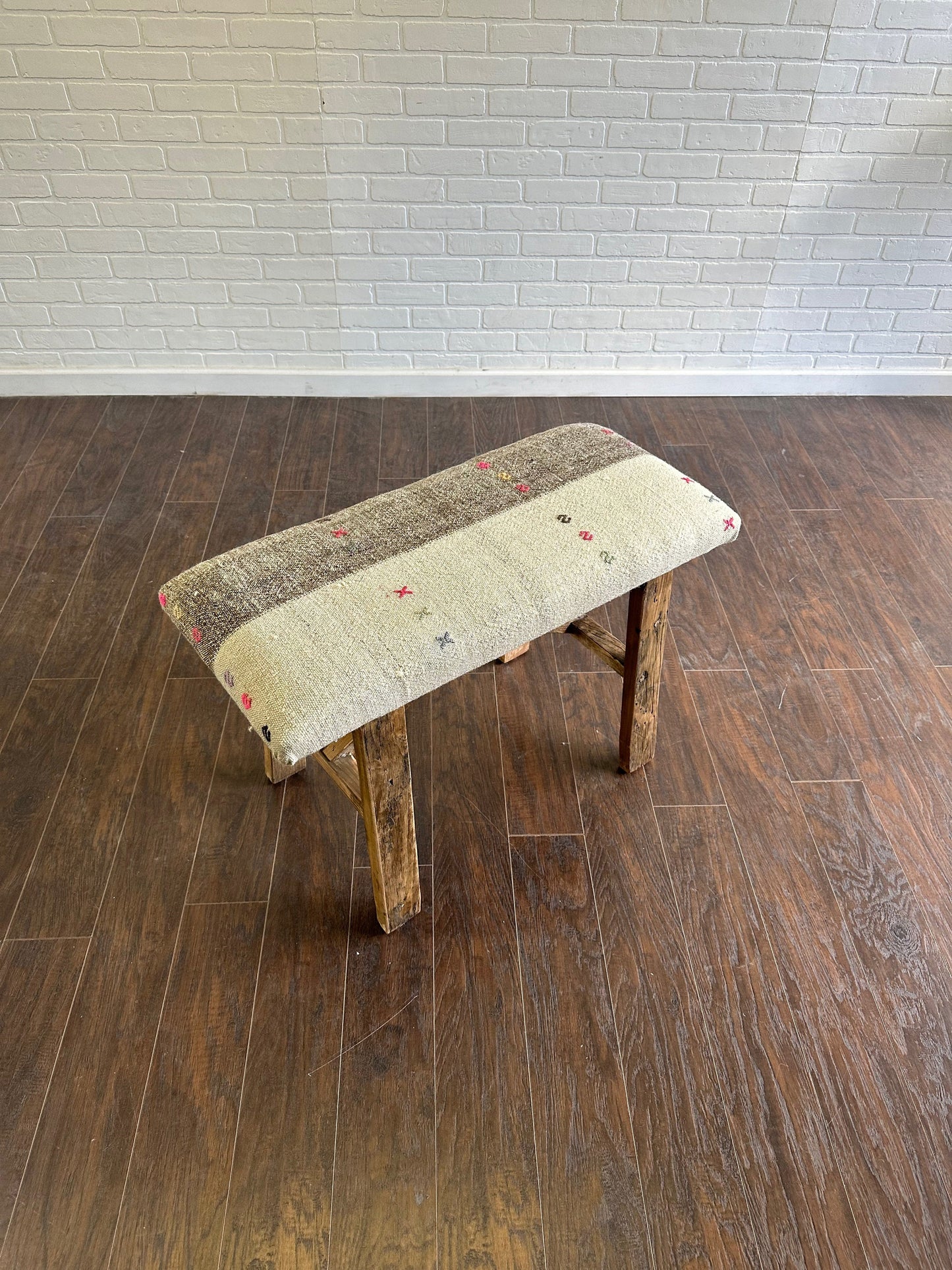 Med - Vintage Rug Upholstered Wood Bench